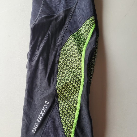 Mizuno - Picture 1 of 4